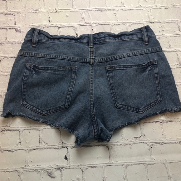 Free People distressed button fly denim cutoffs size 27 - Picture 6 of 6